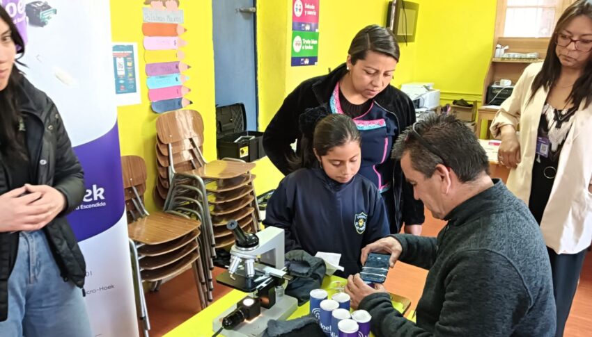 La Universidad de La Serena lleva Innovación Científica a escuela rural de Monte Patria