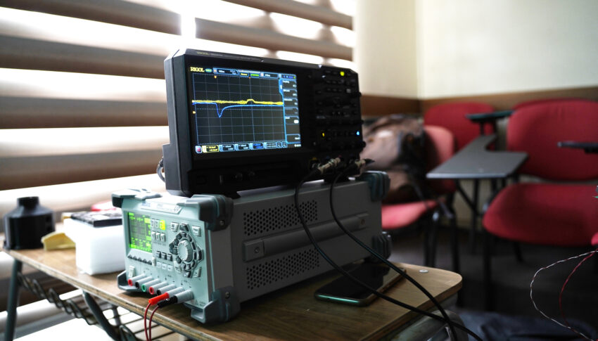 Ciencia que conecta La Serena con el mundo: El equipamiento de física de partículas del laboratorio X-PLUS